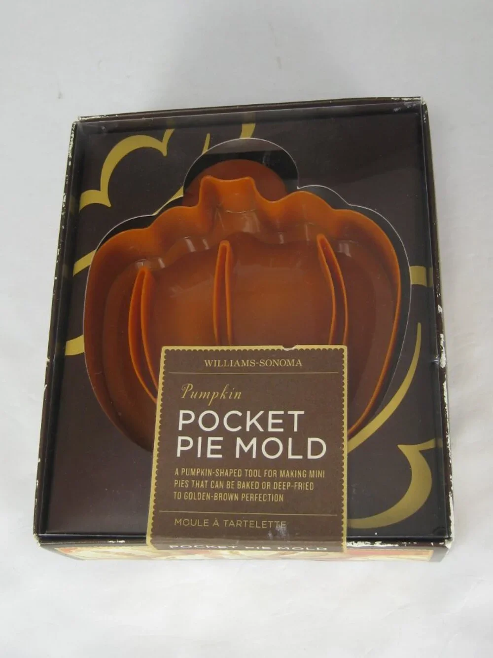 Williams Sonoma Pumpkin Shaped Pocket Pie Mold in Original Box, Pie Tarts
